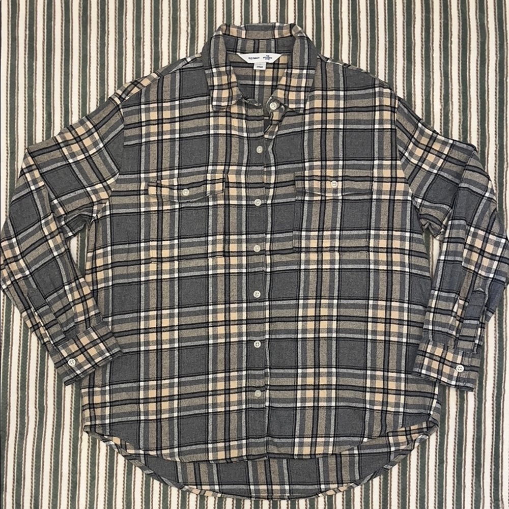 Old Navy Women’s ‘the boyfriend shirt’ button down plaid flannel